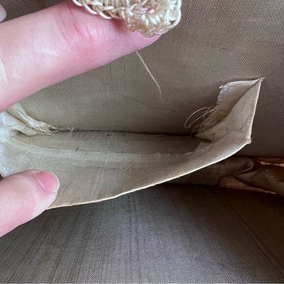 Vintage 1960 Caron Straw Wicker Round Seashell Embellished Purse Handbag Beige - Picture 6 of 14